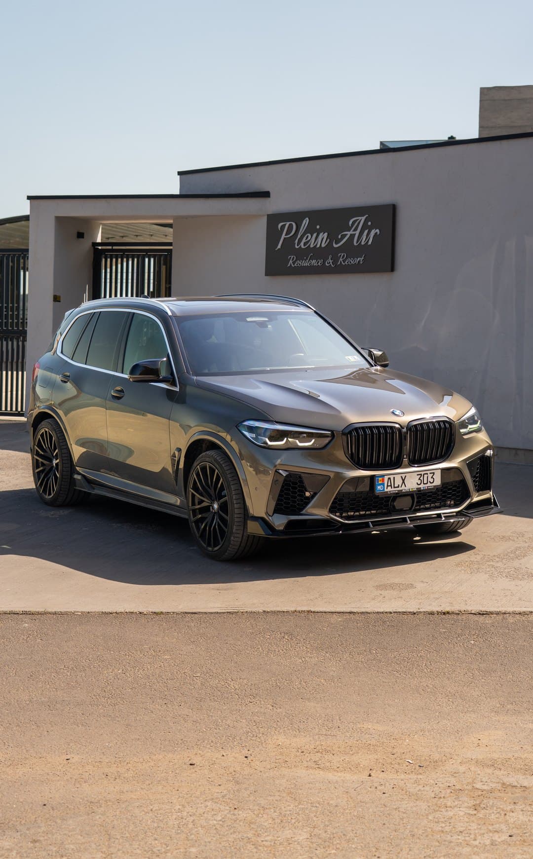 BMW X5 — flota Voron Rent Car